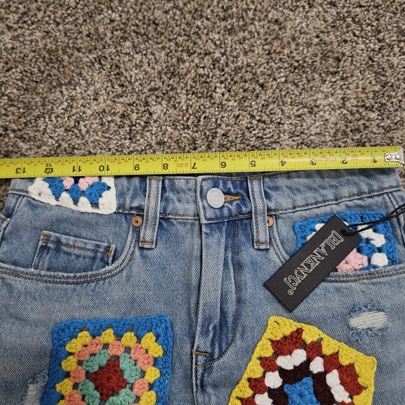 NWT Blank NYC The Barrow Vintage High Rise Crochet Shorts Size 24 Boho Hippie - Picture 9 of 11